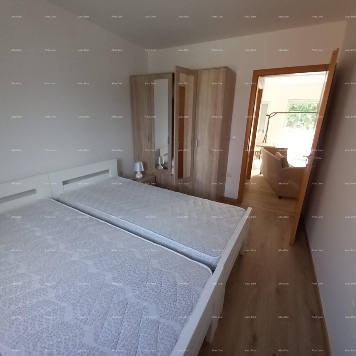 Prodaja opremljenega stanovanja s parkirnim mestom na odlični lokaciji, Fažana! 12