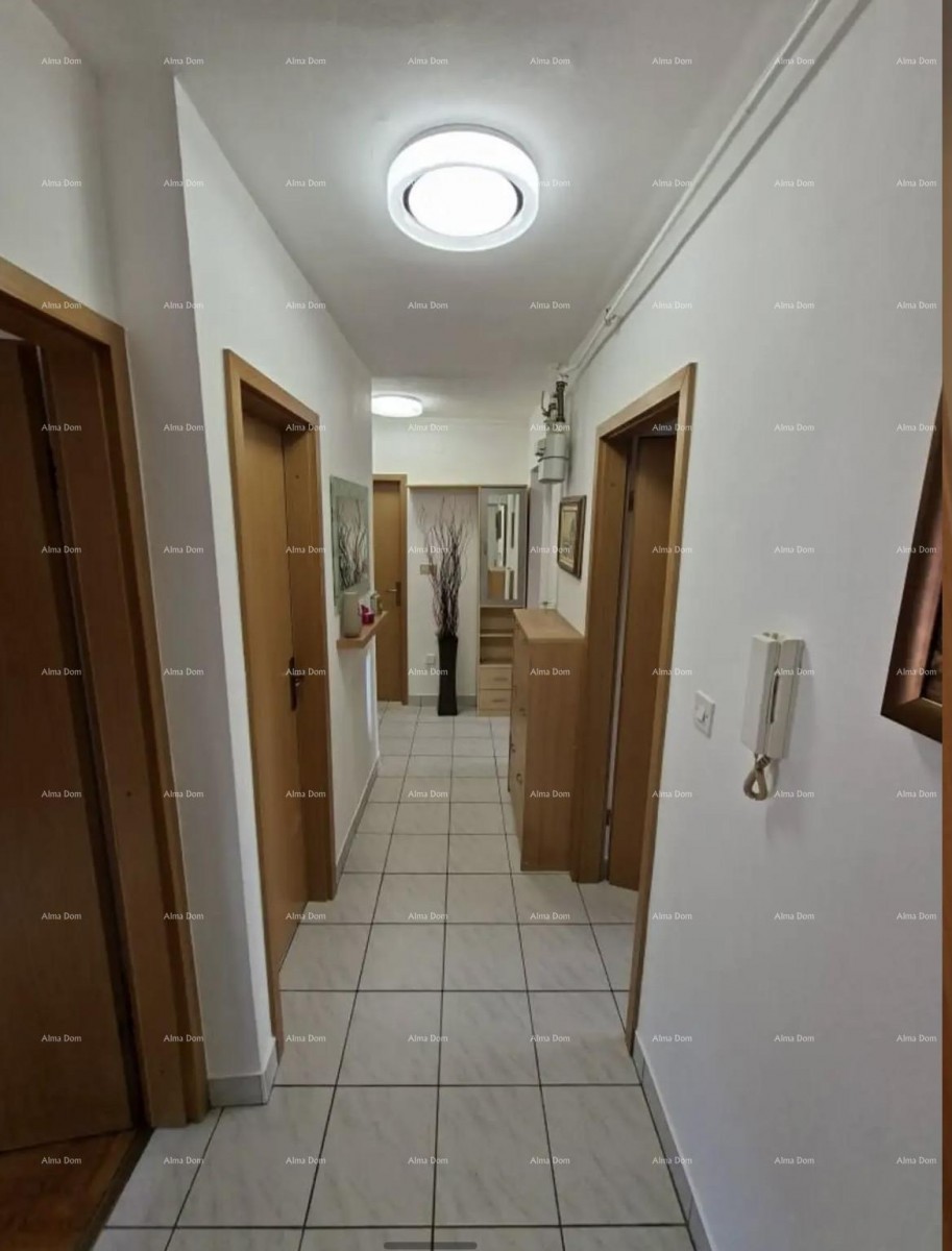 PULA – APARTMENT 72 m², 2ND FLOOR, ELEVATOR 10