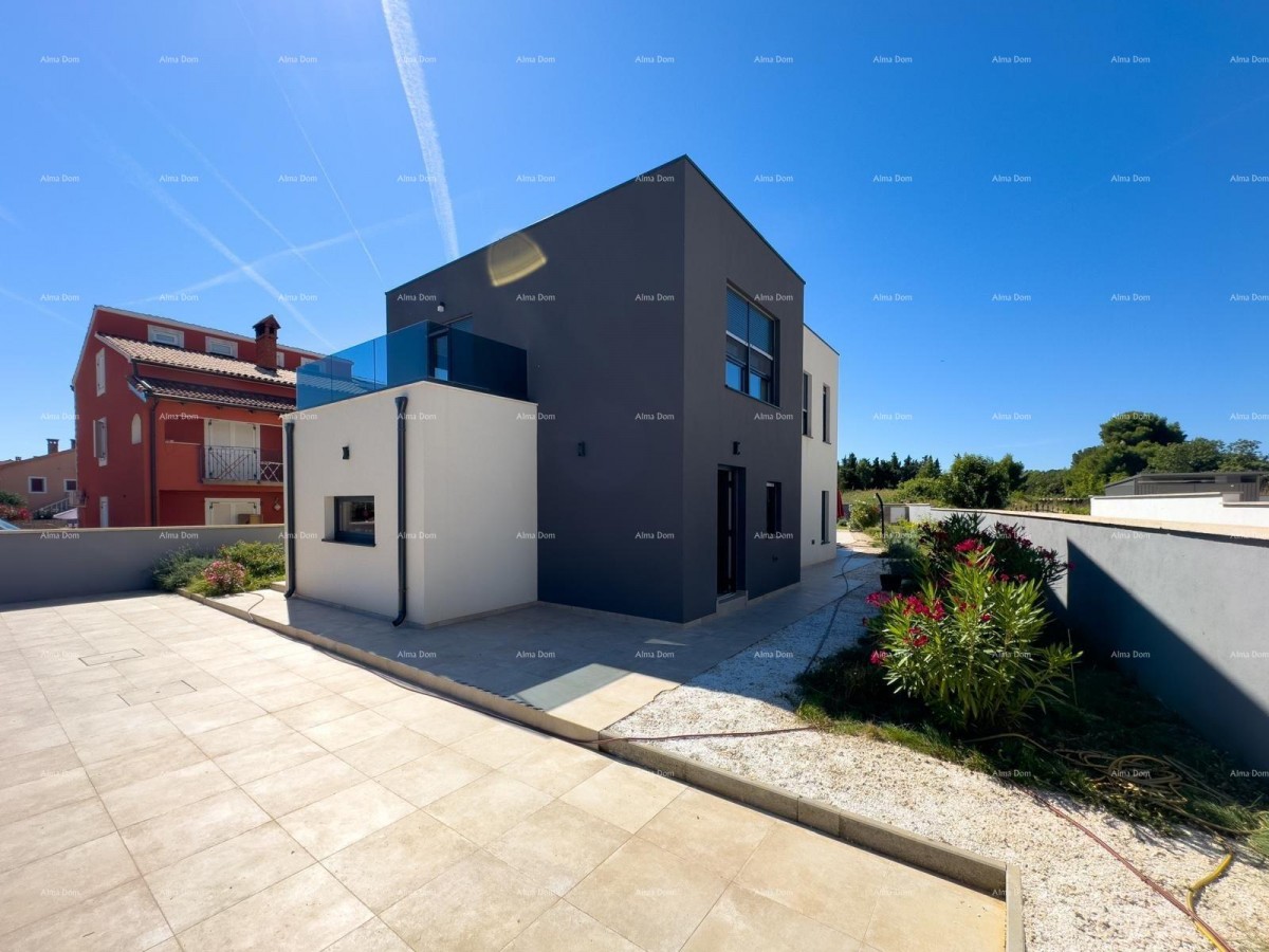 Istria, Ližnjan, 1 km to the center of Medulin, new modern house with pool for vacation. 35