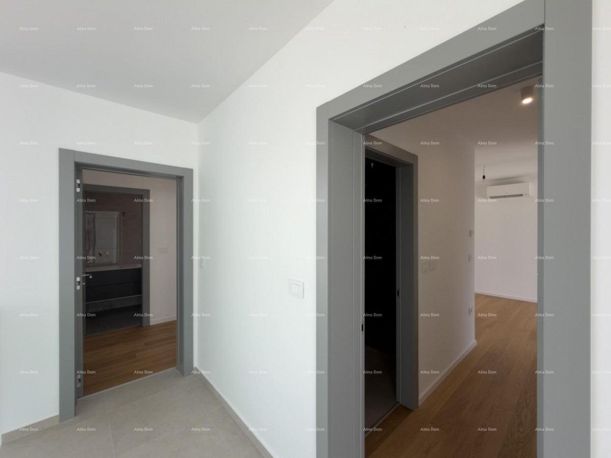 Moderna vila 100 m od morja! 26