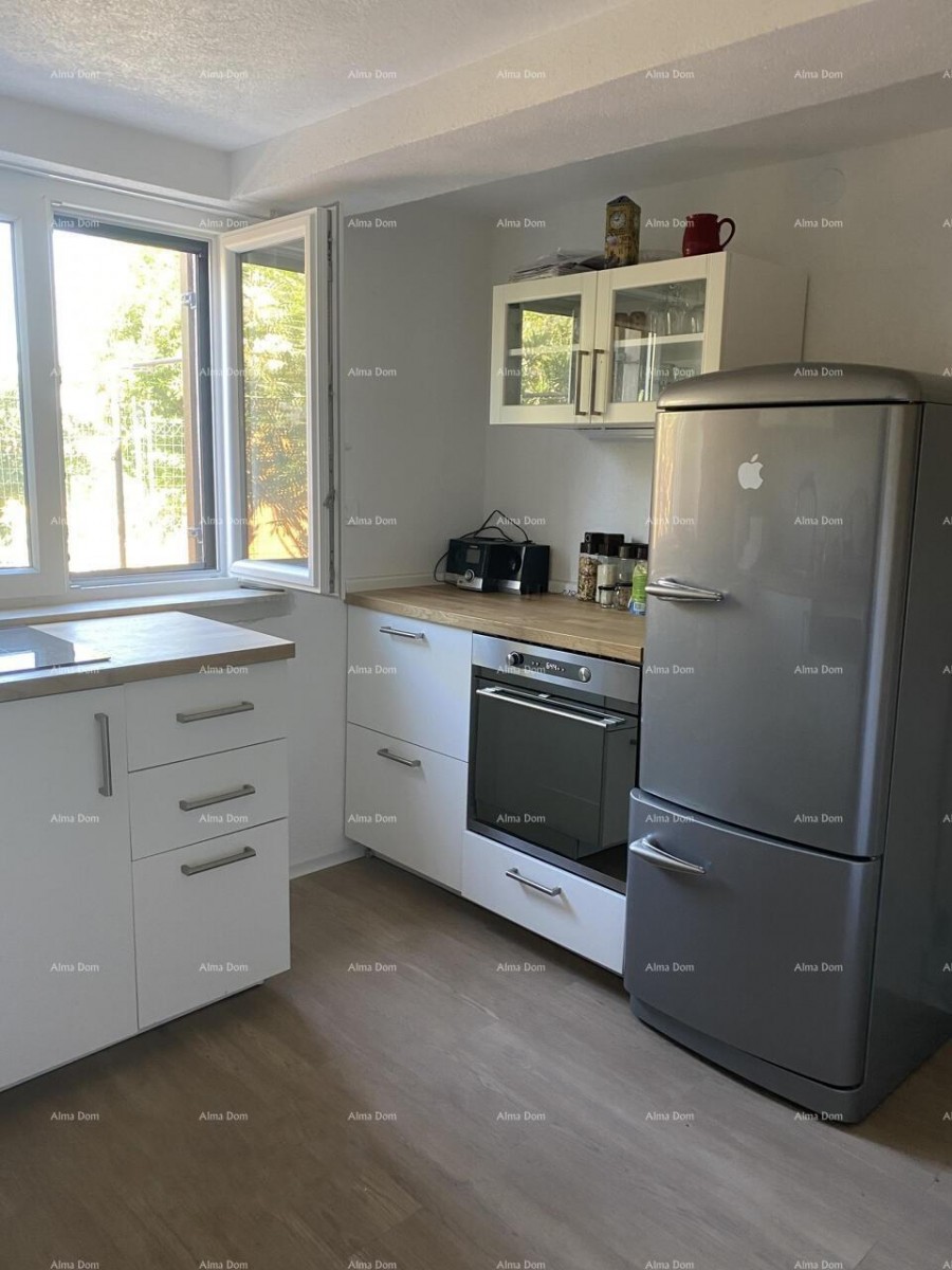 Umag, Crveni Vrh, hiša s tremi ločenimi apartmaji 11