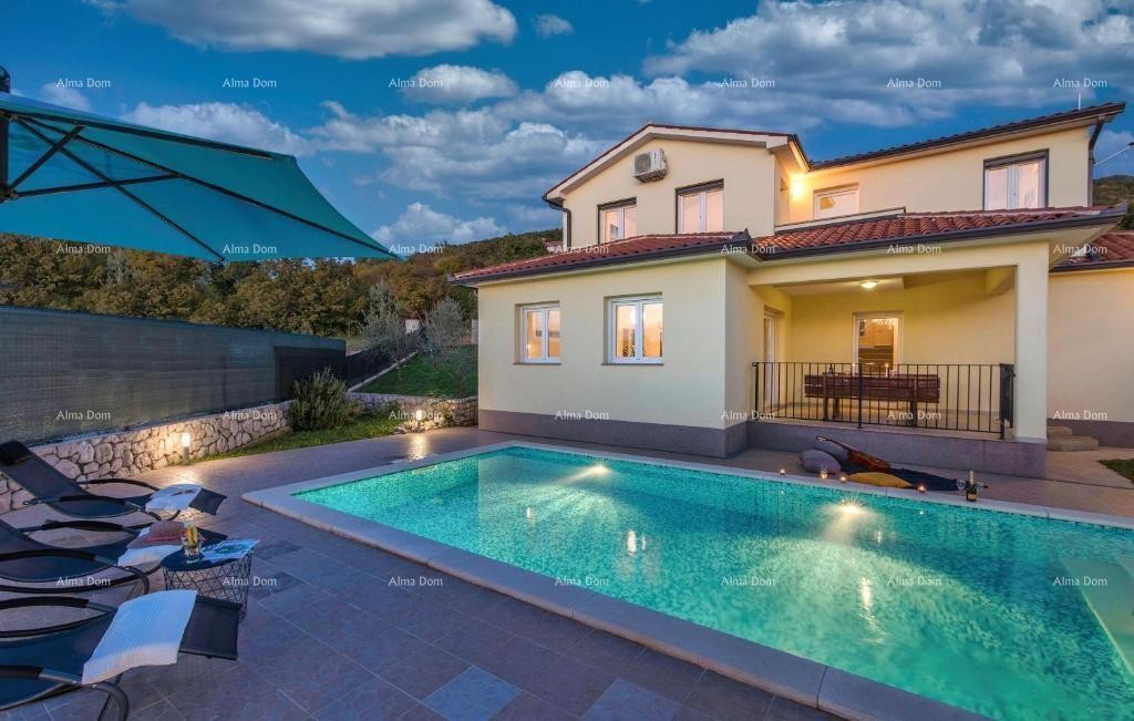 Počitniška hiša z bazenom in velikim vrtom 14