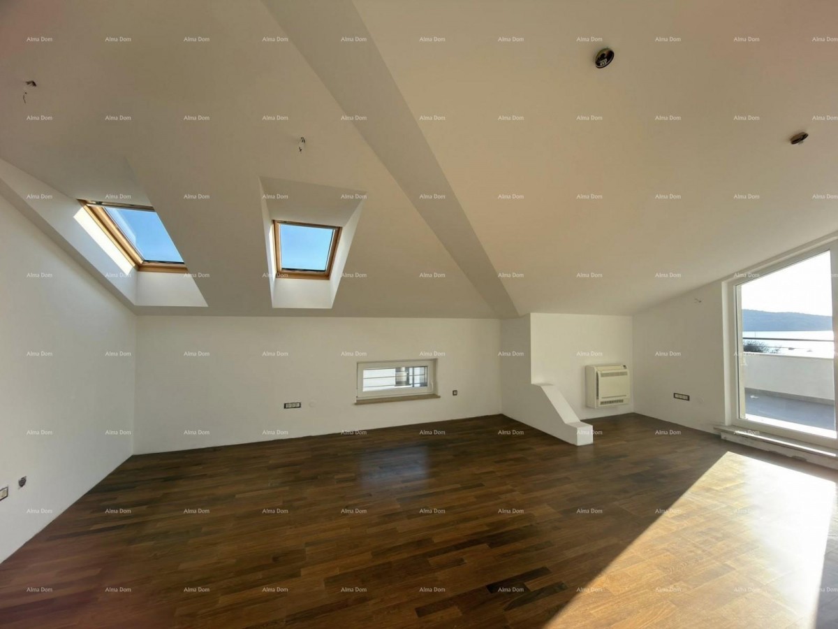 MEDULIN – penthouse s otvorenim pogledom na more, 150 m od obale 4