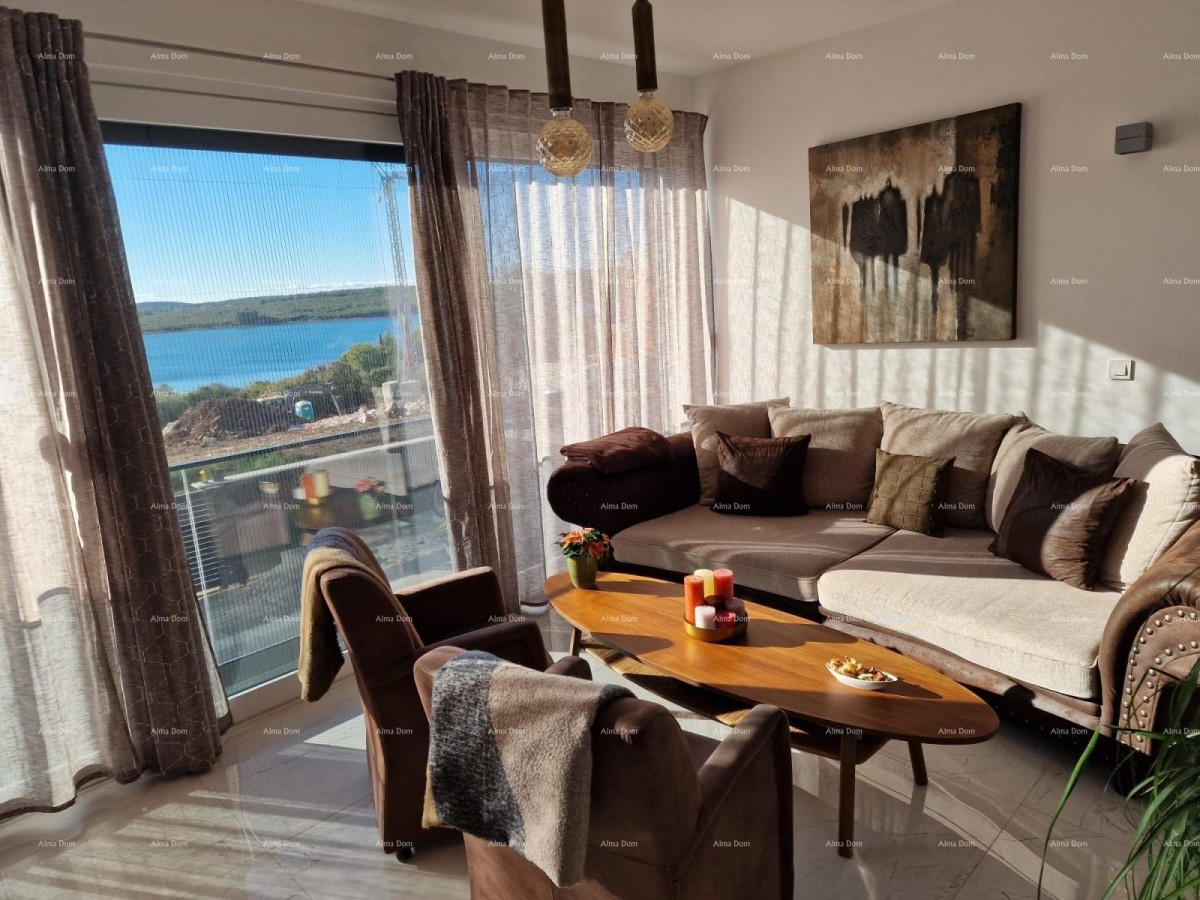 Prodaja luksuzne vile v Medulinu – 100 m od morja 23