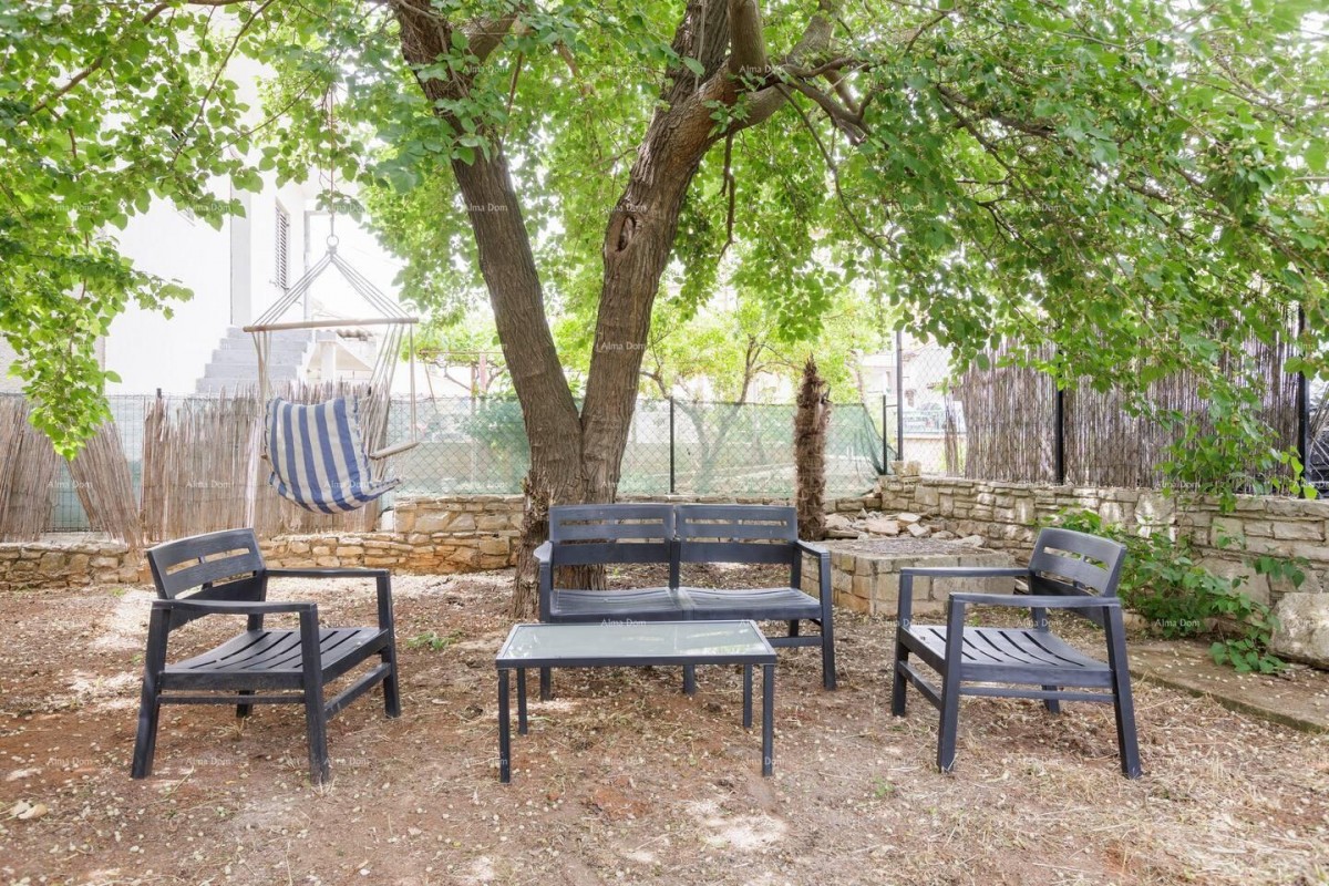 Marčana,  два каменных дома с бассейном. 5