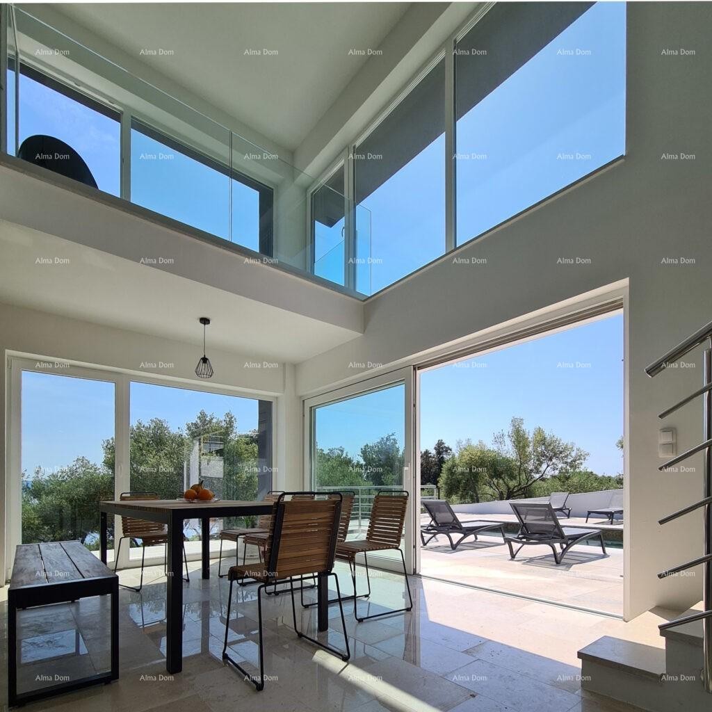 Blizina Labina!Moderna vila s grijanim bazenom i pogledom na more 1