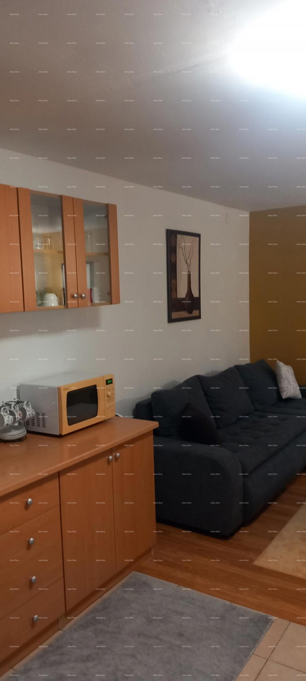 For sale: beautifully decorated apartment, Kavran 7
