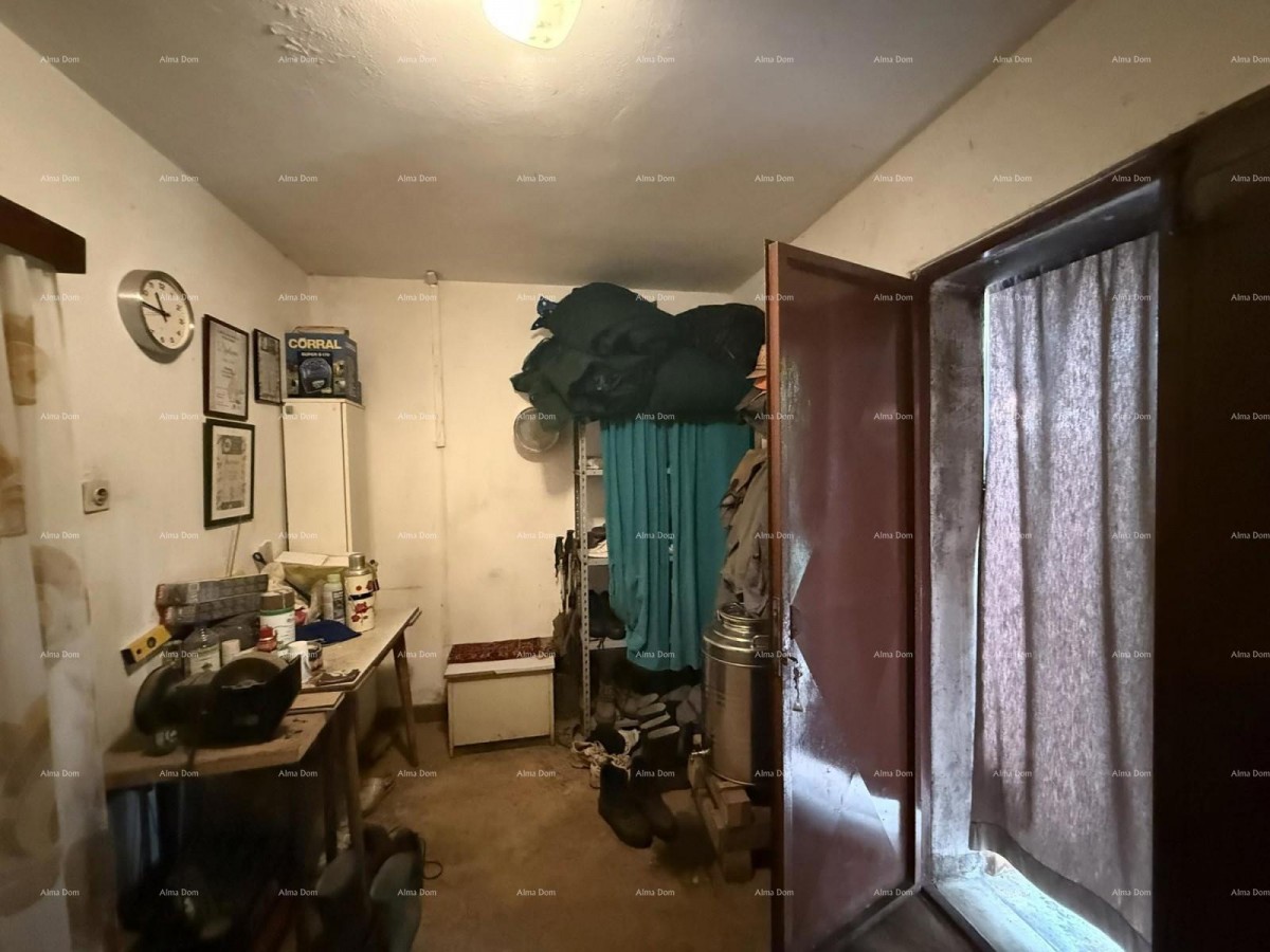 Affascinante casa familiare con ampio giardino e terreno edificabile aggiuntivo vicino a Barban 16