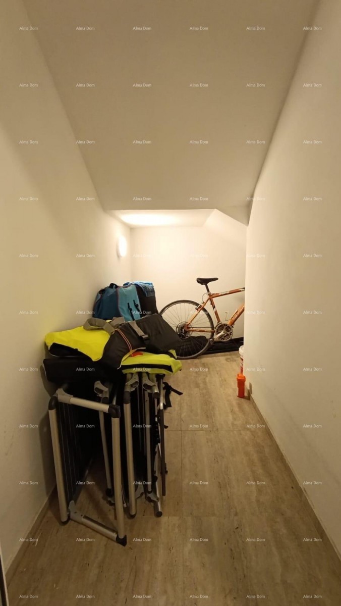 Apartma s teraso, parkirnim mestom in skupnim bazenom – Premantura 20