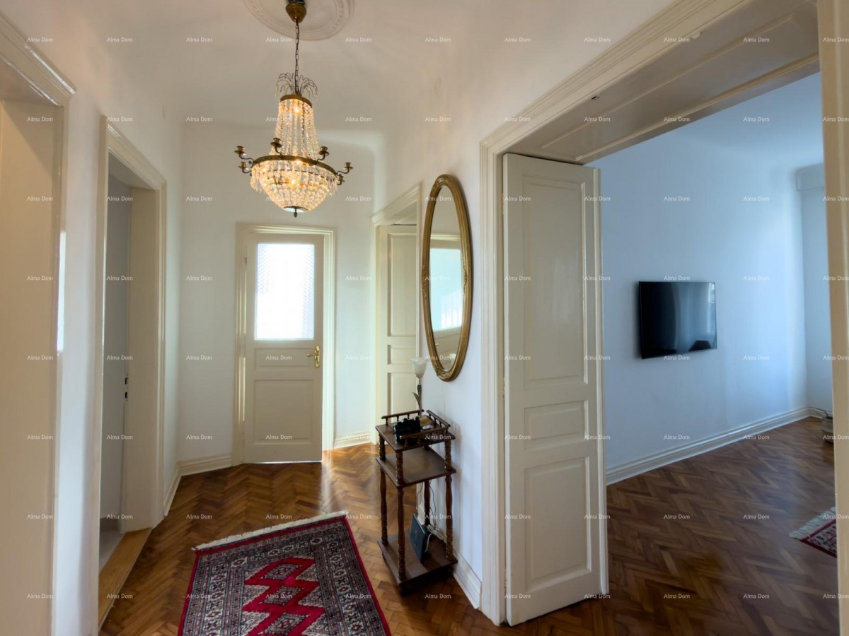 Renovated Apartment in the Center of Pula! 3