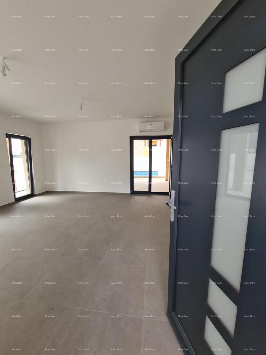 Casa con piscina in vendita -Svetvinčenat 8