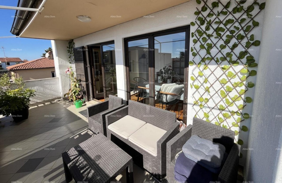 Продается красивый дом недалеко от моря в Умаге. 11