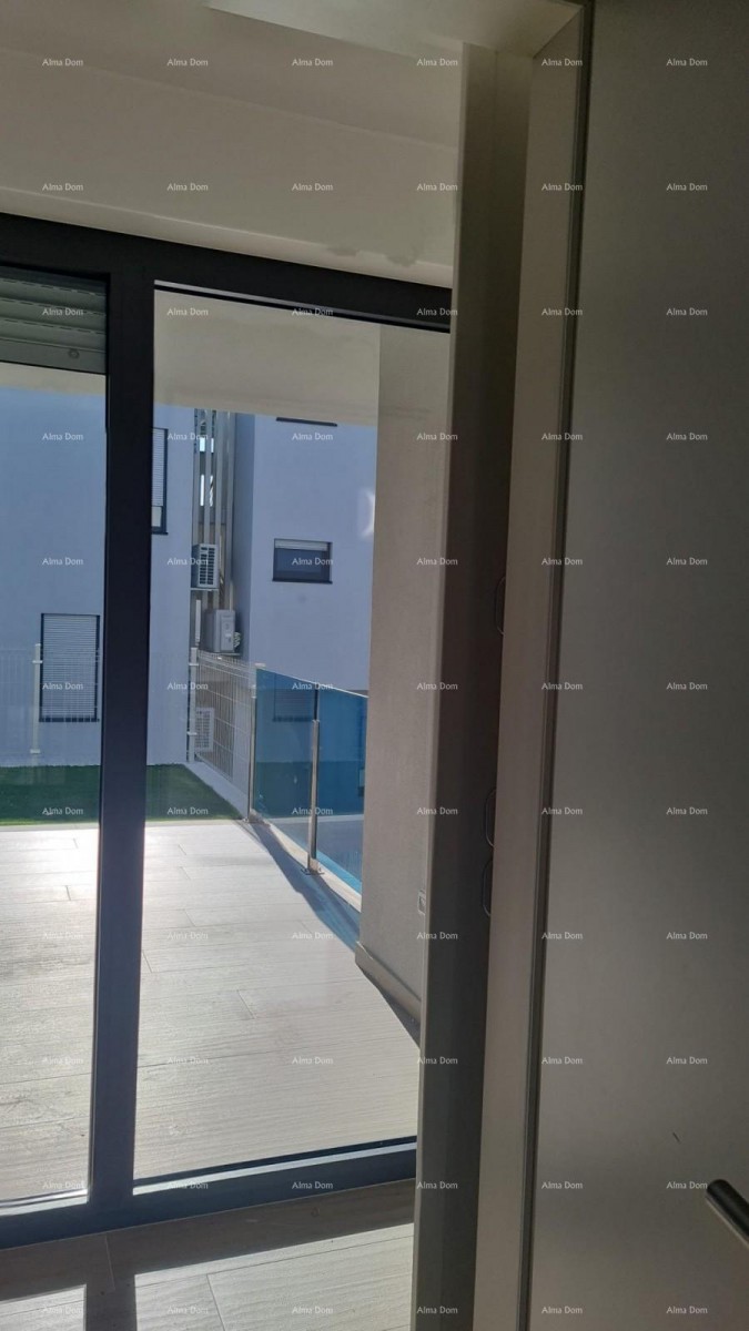 Moderan apartman u bloku A s vrtom i parkirnim mjestom, blizina Umaga! 7