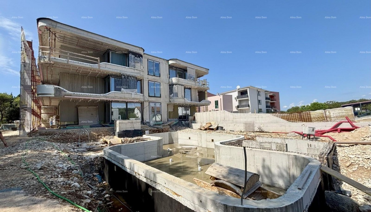 ROVINJ - sale of an apartment in a luxury residence by the sea / S5 9