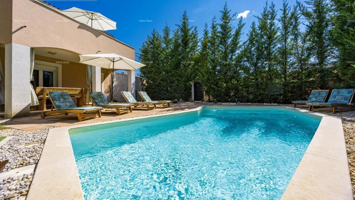 Beautifully renovated Istrian house with a private pool –  Svetvinčenat 4