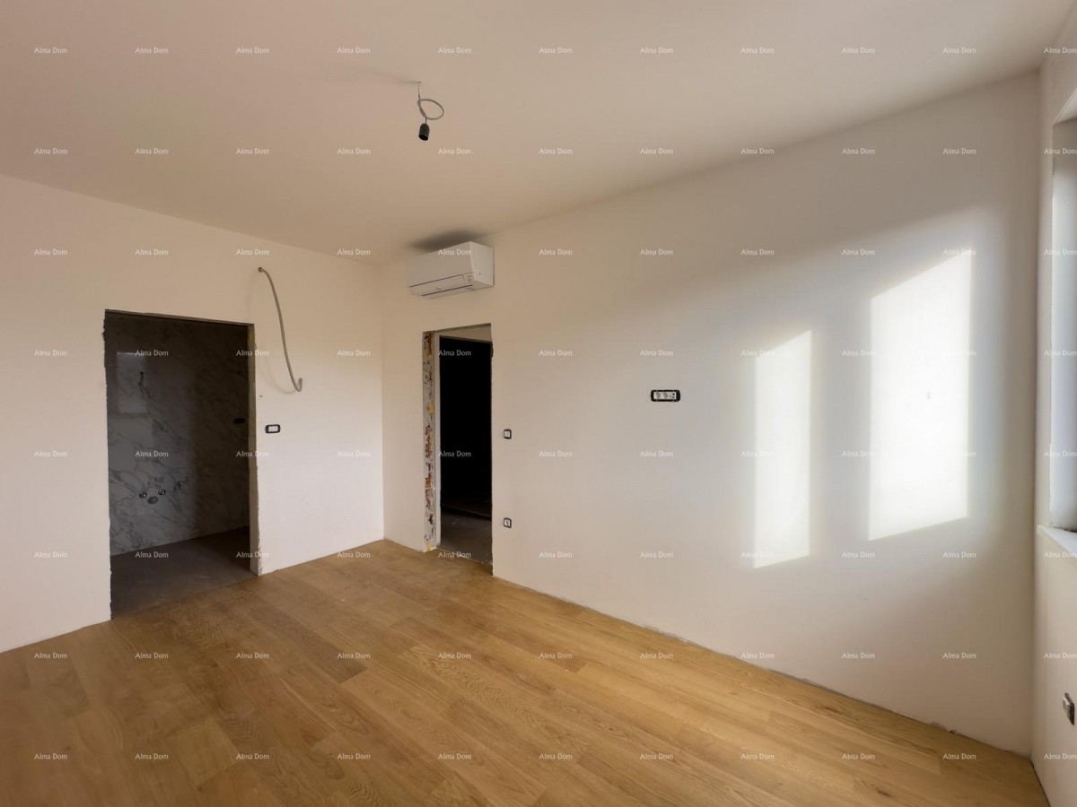 Beautiful apartment in a semi-detached building. LABIN 27