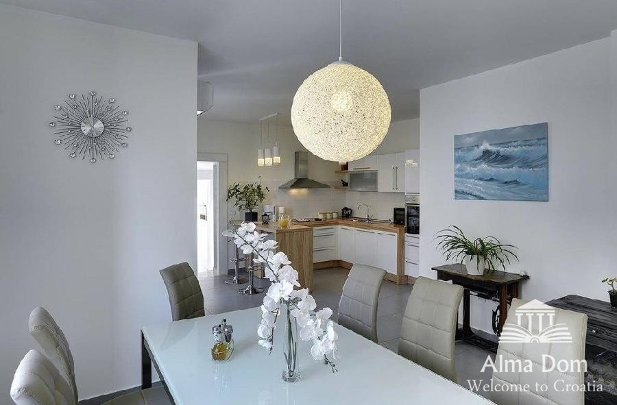 Detached house situated in Medulin. 19
