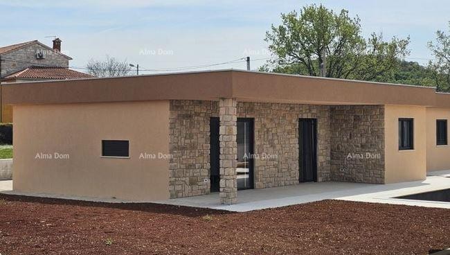 Prizemna hiša s bazenom – okolica Poreča 1