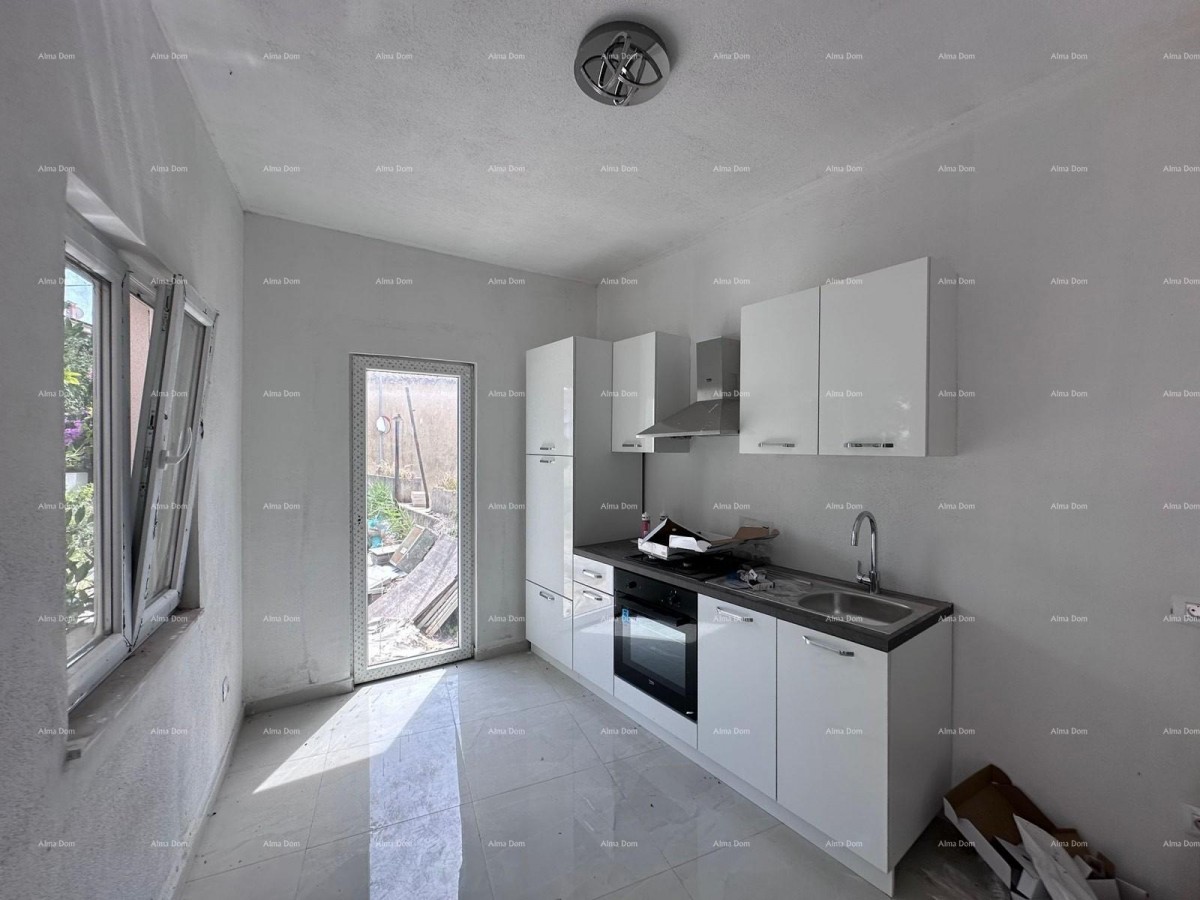 Продается фантастический дом с тремя квартирами в Медулине! 17