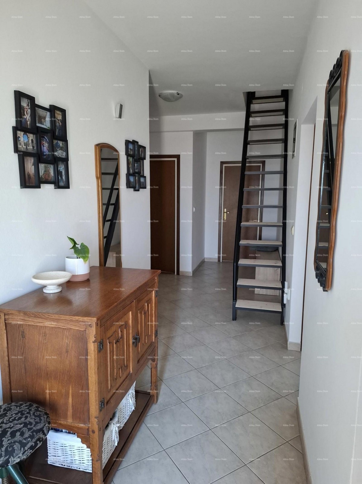 Casa con grande potenziale di investimento – Pola 8