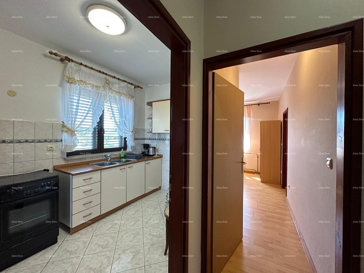 Prodajemo kuću sa pet apartmana na odličnoj lokaciji! 15