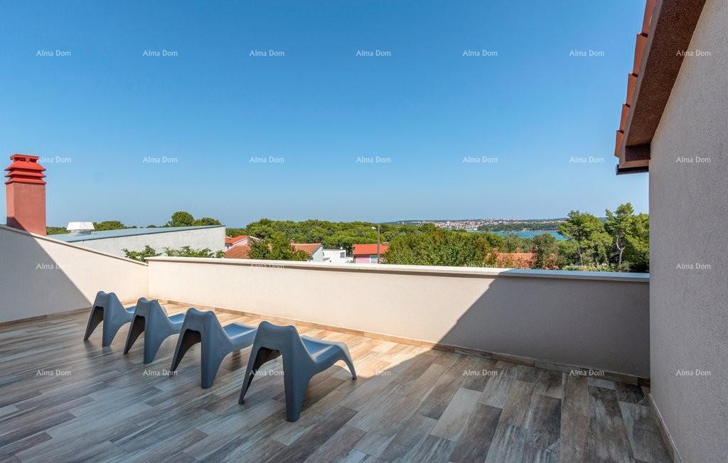 Премантура, отдельный дом с 5 спальнями. Близость к морю. 9