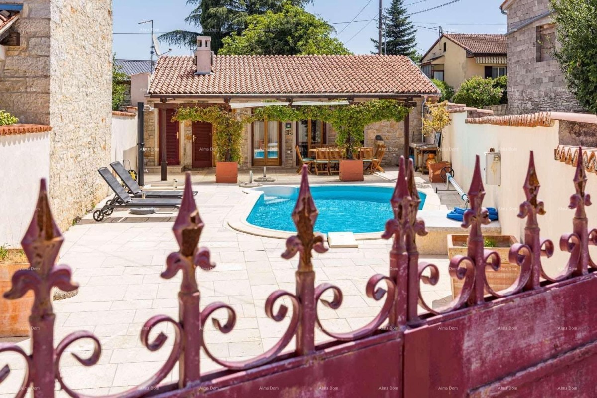Prodaje se renovirana istarska kuća s bazenom – Kanfanar, 208 m², dva objekta 2