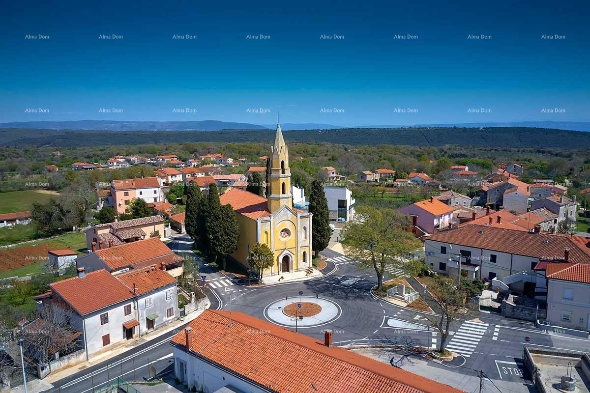 VALTURA – Građevinska parcela s kućom i projektom za novu gradnju! 1