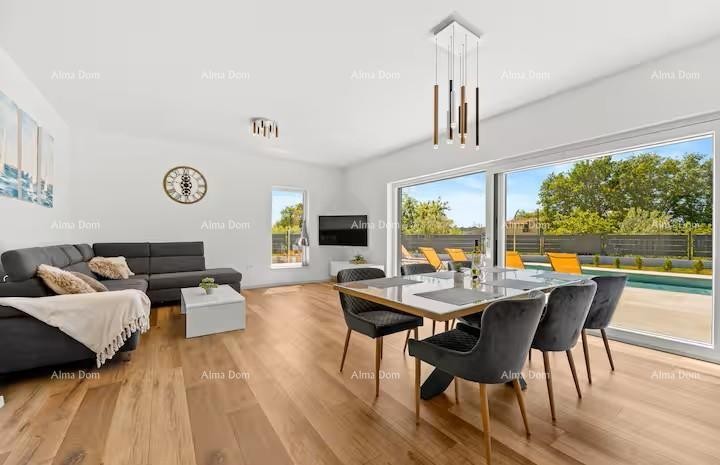 Помор. Нова самостојећа приземница с базеном. 13