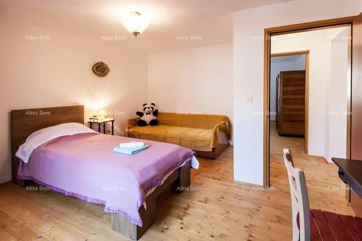 Продажа красиво оформленного, отремонтированного истарского дома с колодцем в Марчане! 9