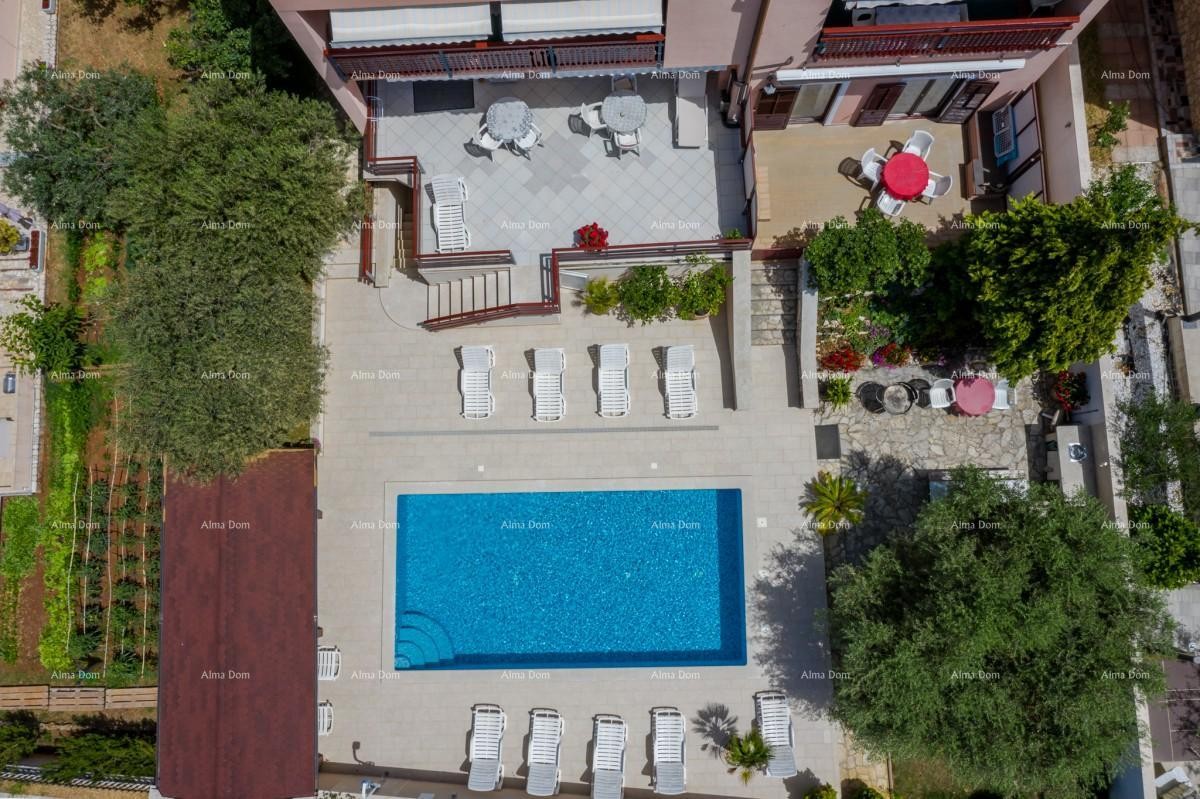 Apartmanska kuća s bazenom!Blizina mora i plaže!  Peroj. 5