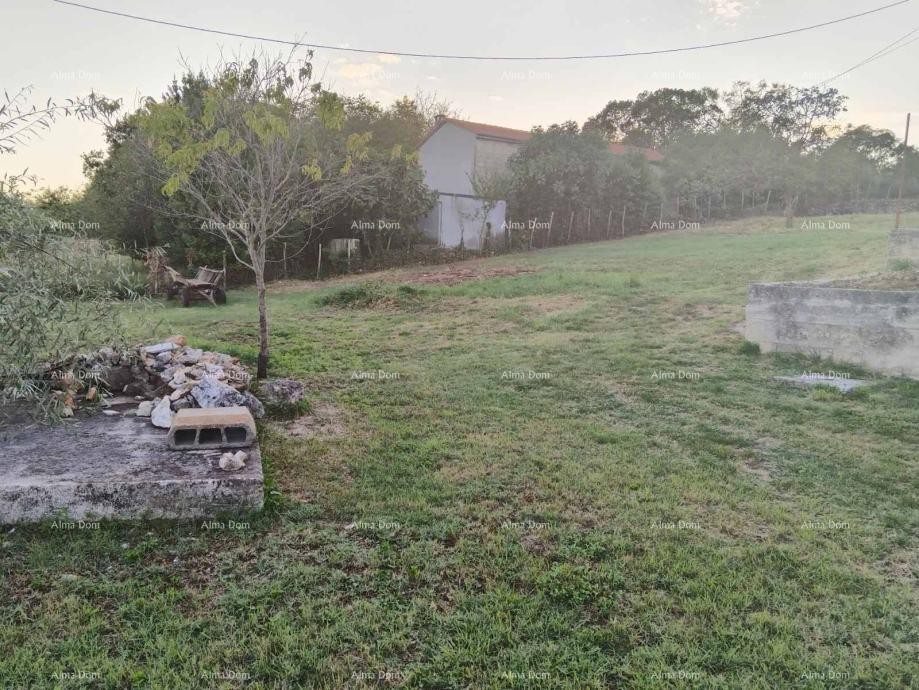 Građevinsko zemljište s pogledom na more i postojećim objektima , Barban 1