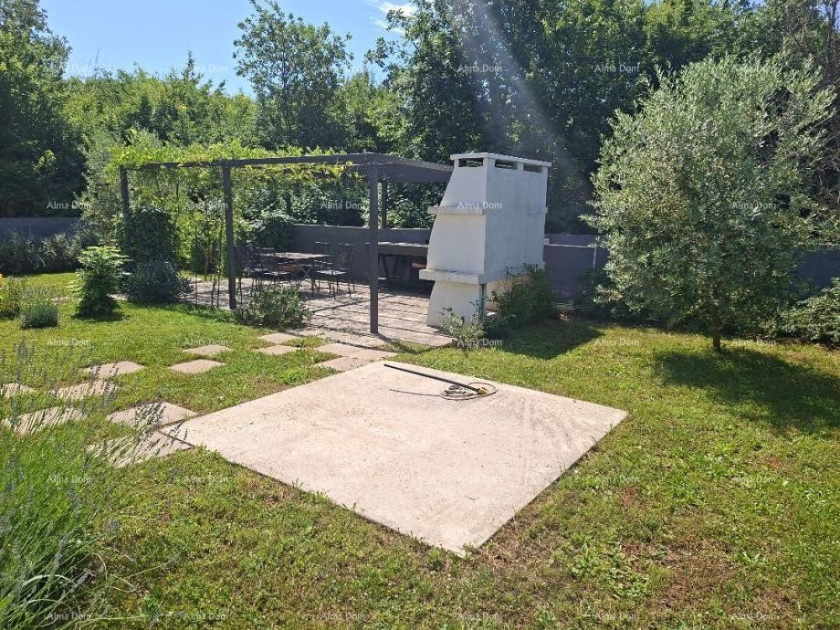 Apartment 136 m2 on three levels with garden – surroundings of Poreč 14