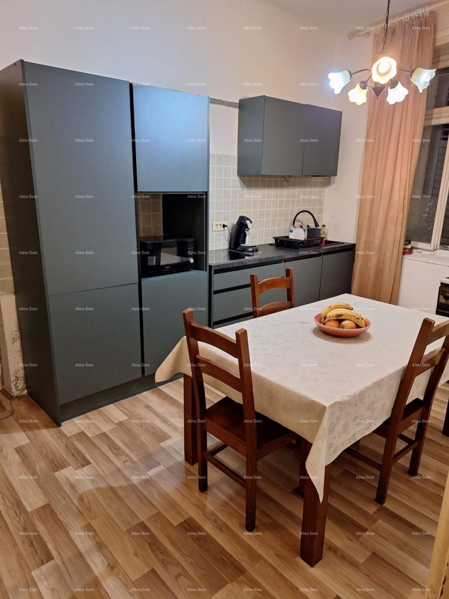 Appartamento in vendita a Pola, centro! Kaštel. 23