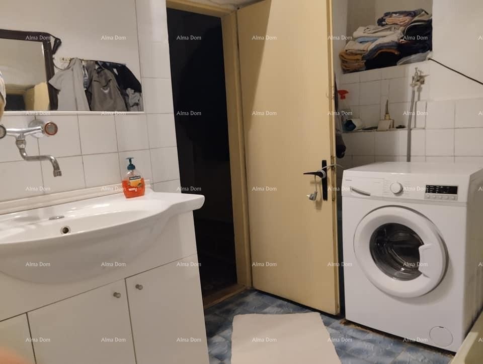 Prodamo hišo v centru Motovuna 5