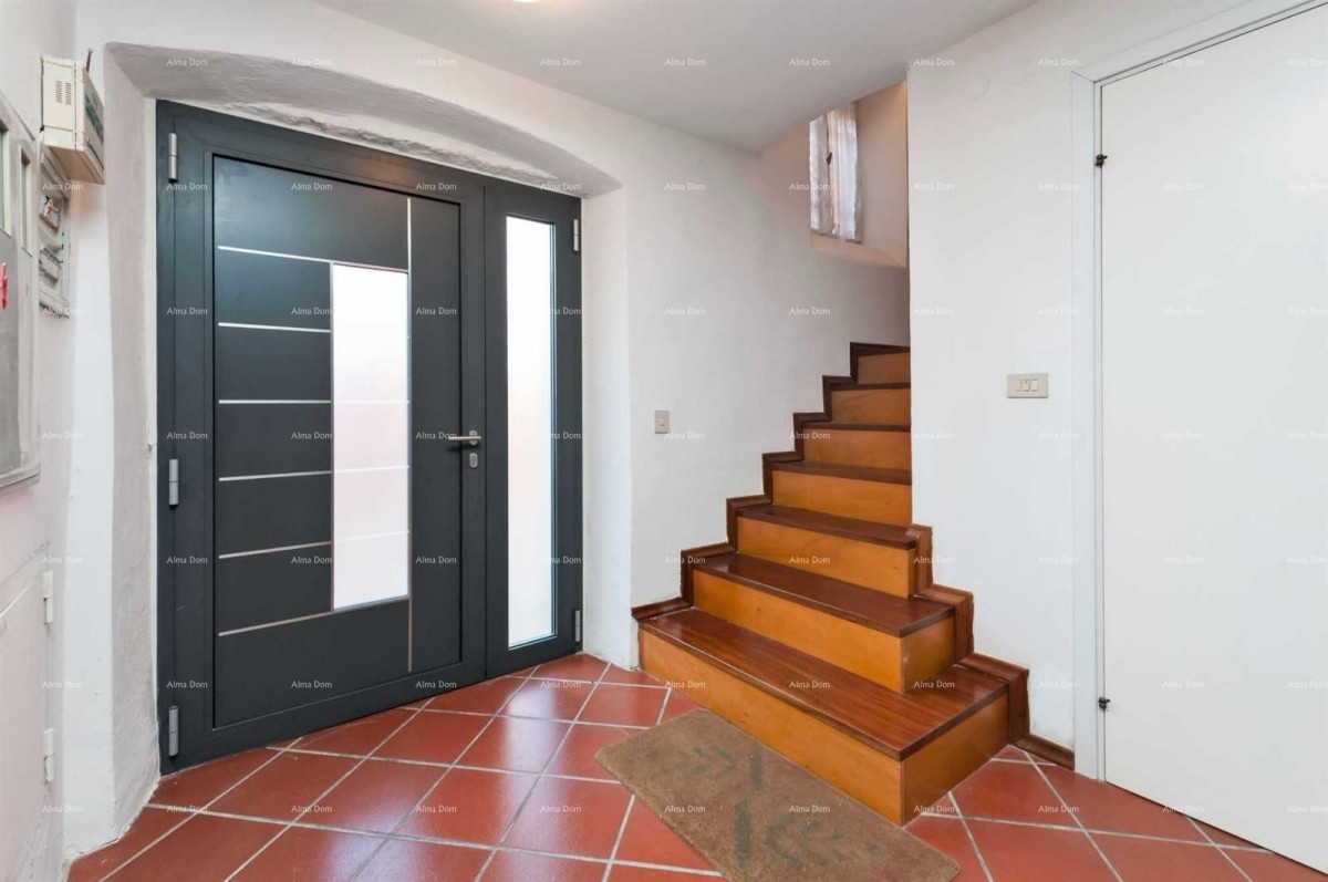 Rovinj – Apartment with a Sea View in the Heart of the City, 50 m from the Sea 20