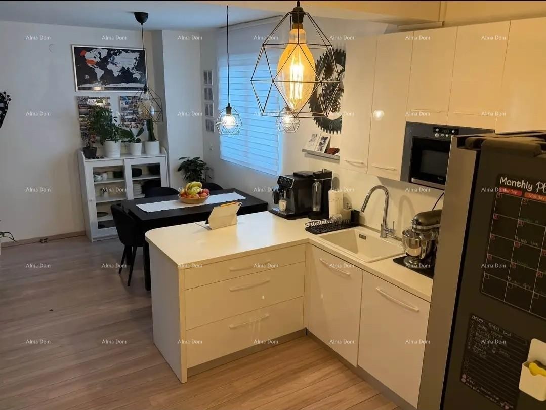 Просторная квартира в Пуле с 2 спальнями и парковкой, рядом с центром и пляжем 3