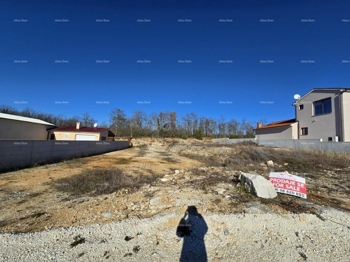 Istra. Bibići. Prodaja gradbenega zemljišča s projektom, Bibići 11