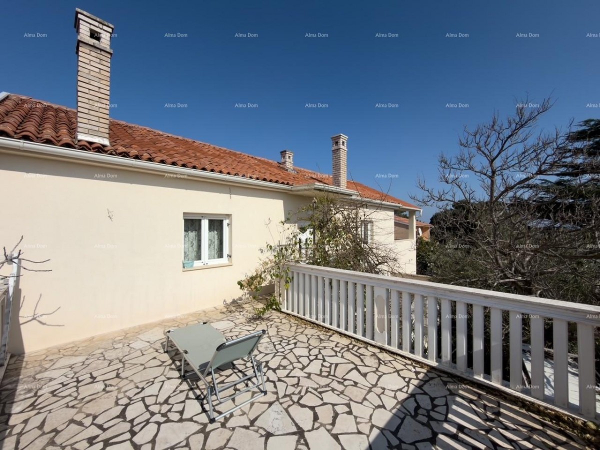 Ližnjan, renovated and fully furnished house with a garage and a cellar 7