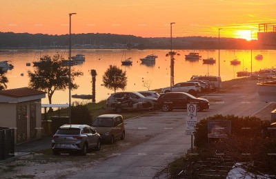 Medulin, Burle, appartamento a 50 m dal mare con vista!