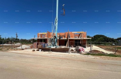 New project, Barbariga! Apartment with garden and parking, 500 m from the sea