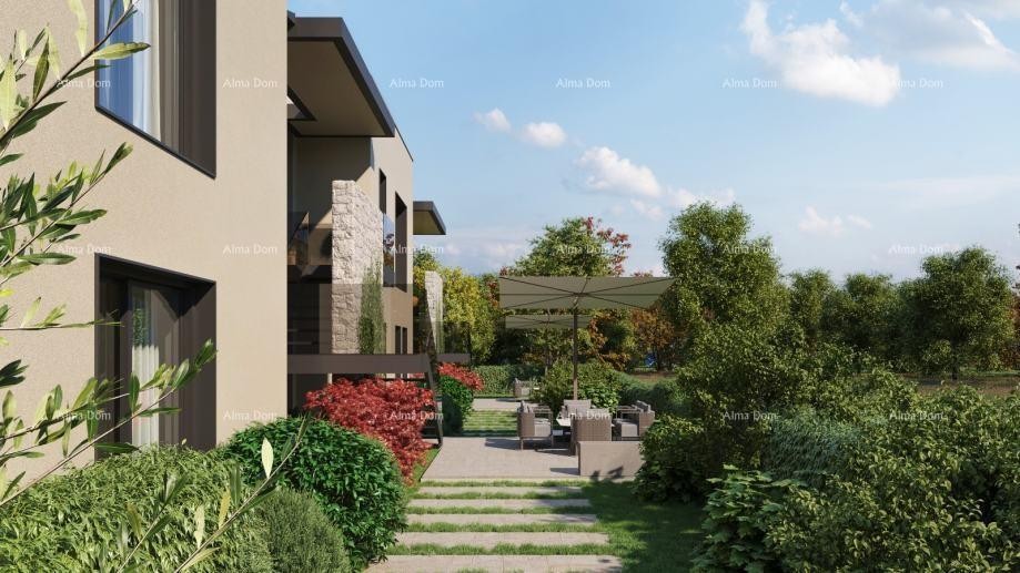 Poreč – appartamento con terrazza e giardino 2