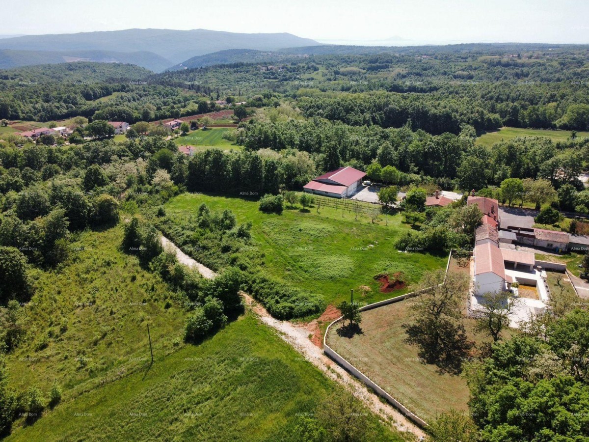 BARBAN - Construction land with a project (half of a duplex), 15 minutes to the sea 12
