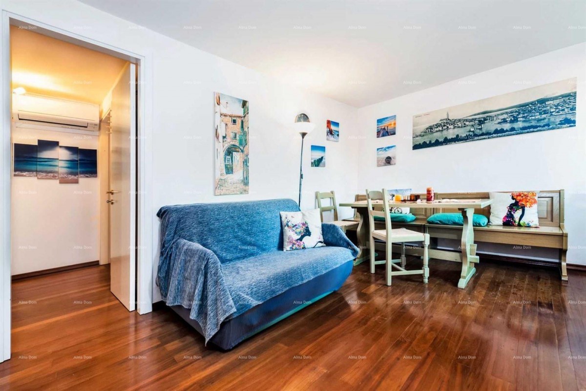 Rovinj – Apartment with a Sea View in the Heart of the City, 50 m from the Sea 8
