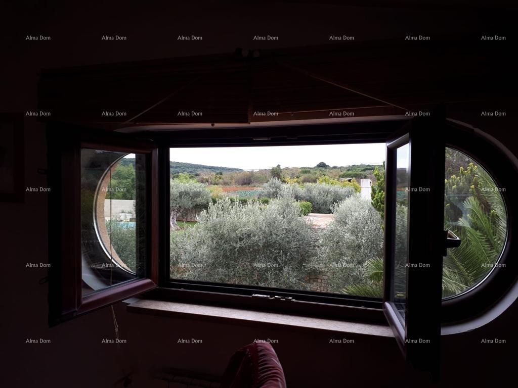 Samostojna hiša, Banjole 10