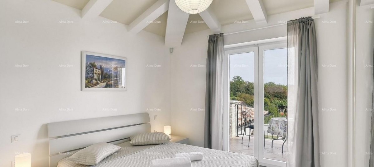 Vendita di bellissime ville con piscina in una posizione attraente, Pošesi, Medolino!  Community Verified icon 9