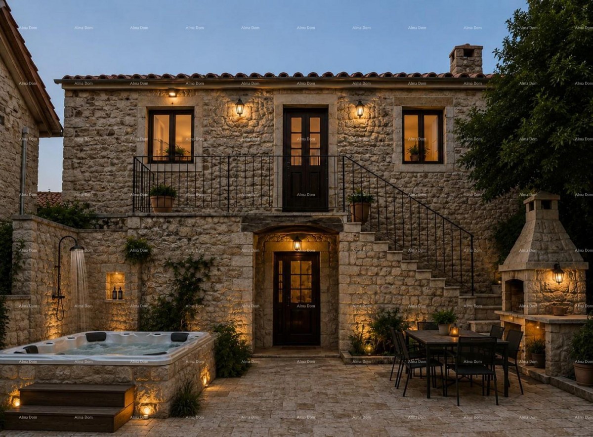 БЕРАМ – АУТЕНТИЧНЫЙ ИСТРАНСКИЙ КАМЕННЫЙ ДОМ С ПРОЕКТОМ РЕМОНТА И ДВОРИКОМ 1