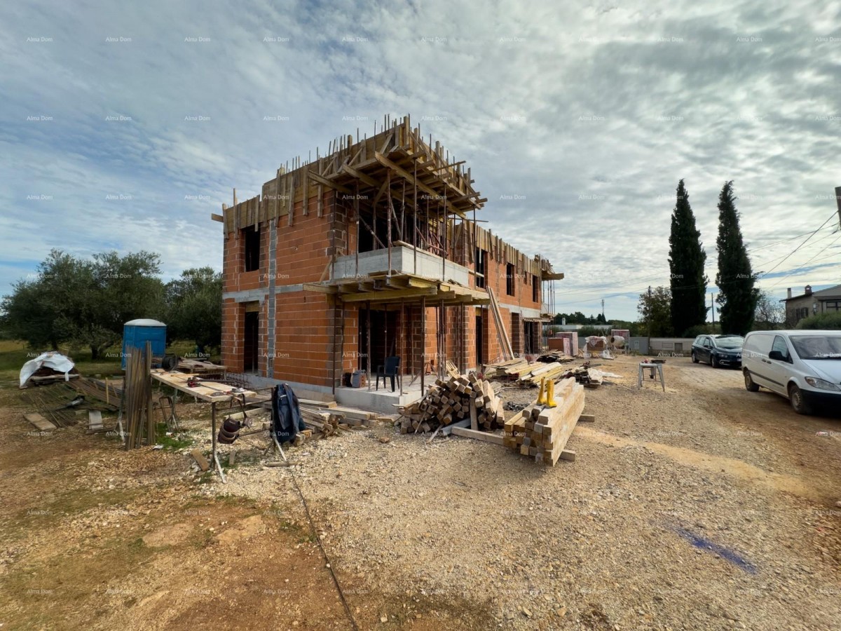 New construction, 2 km to the center of the city of Pula, 7 km to Ližnjan. 2