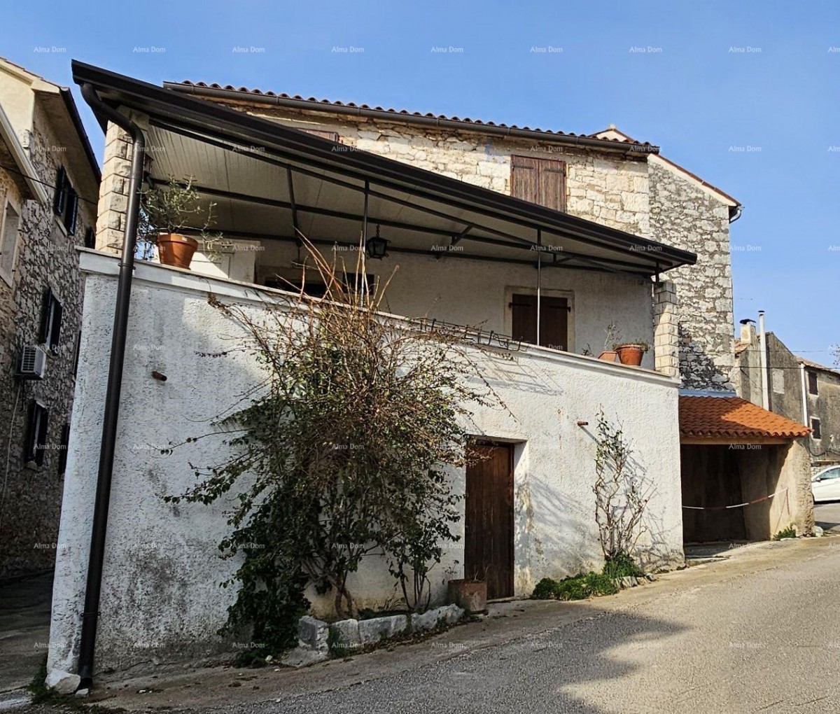 Kamena istarska kuća u Brtonigli 2