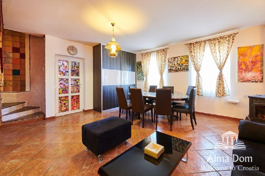House, near the city of Umag. 9
